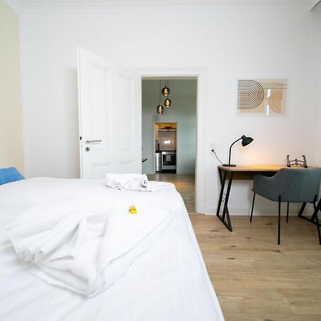 Favorite Stays - Suite And More - Kitchen Neuss Exteriör bild